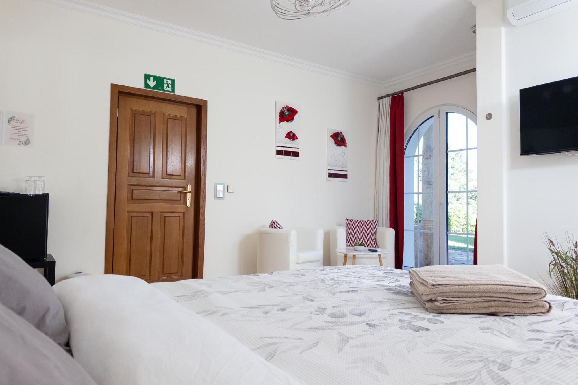 Vila Relaxmountain B&B Sao Bartolomeu de Messines Bagian luar foto
